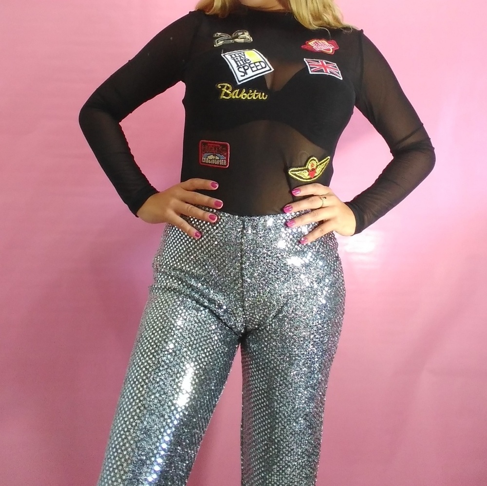 Street Style Top - Picture 3 of 8